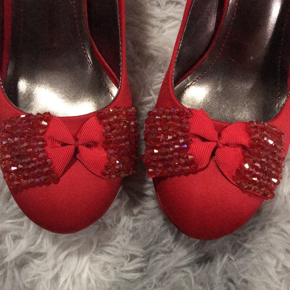 Jessica Paster Red Heels size 8.5 with bows - Picture 8 of 12